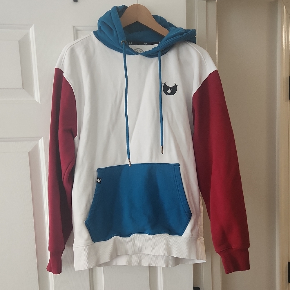 Bettys Eddie's Hoodie Size M - Picture 2 of 12